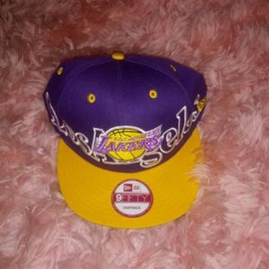 Los Angeles Lakers New Era snapback hat